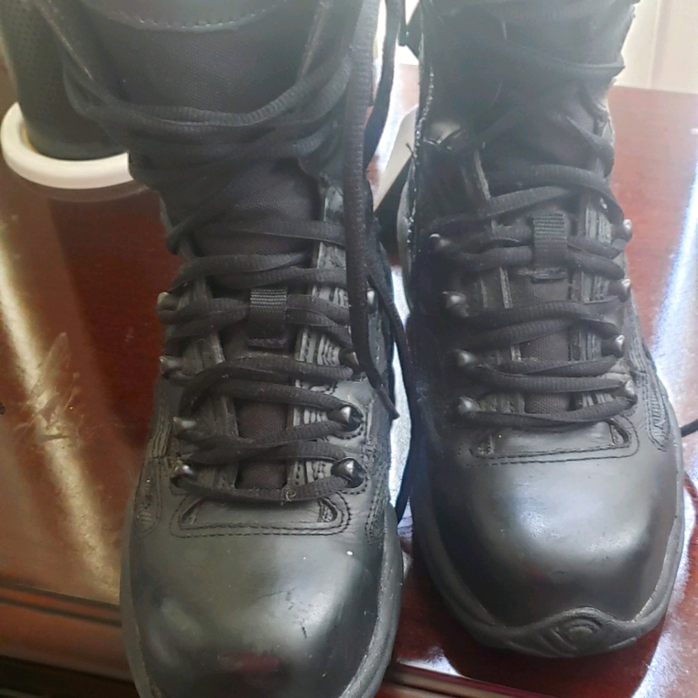 Converse Boots